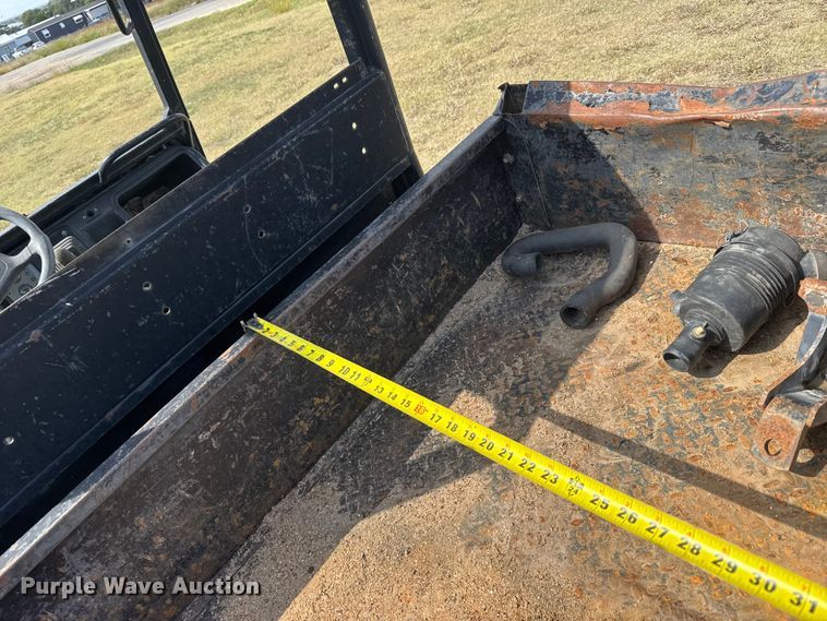 image for item ER2450 2002 Cushman Turf-Truckster utility vehicle