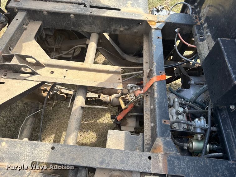 image for item ER2450 2002 Cushman Turf-Truckster utility vehicle