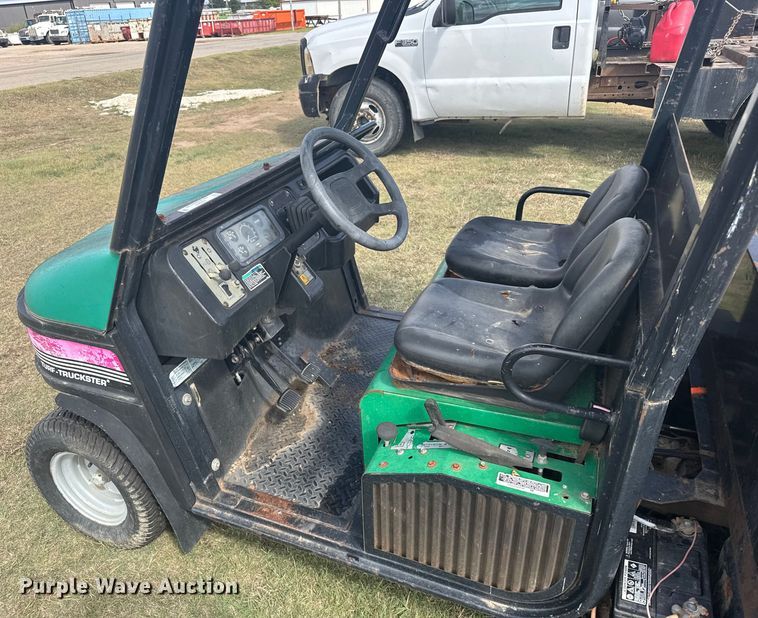 image for item ER2450 2002 Cushman Turf-Truckster utility vehicle