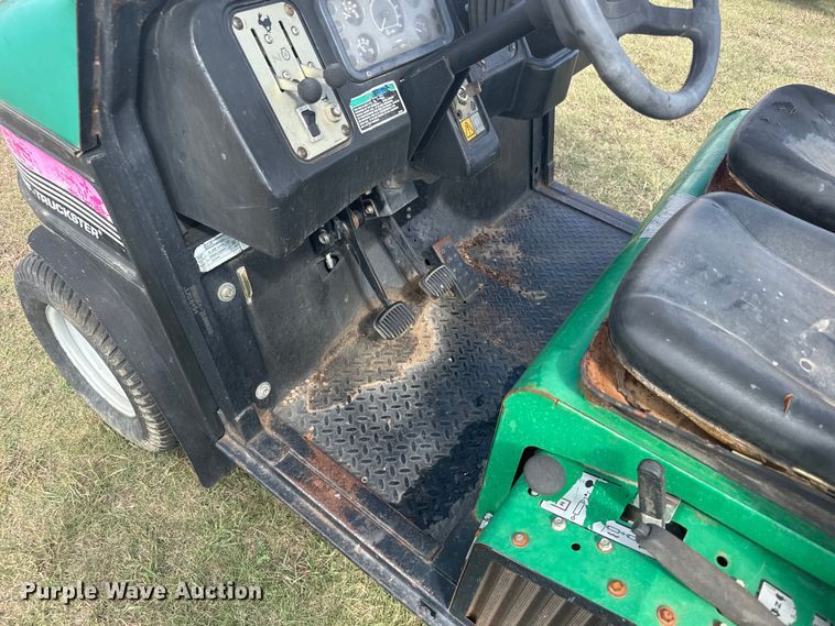 image for item ER2450 2002 Cushman Turf-Truckster utility vehicle
