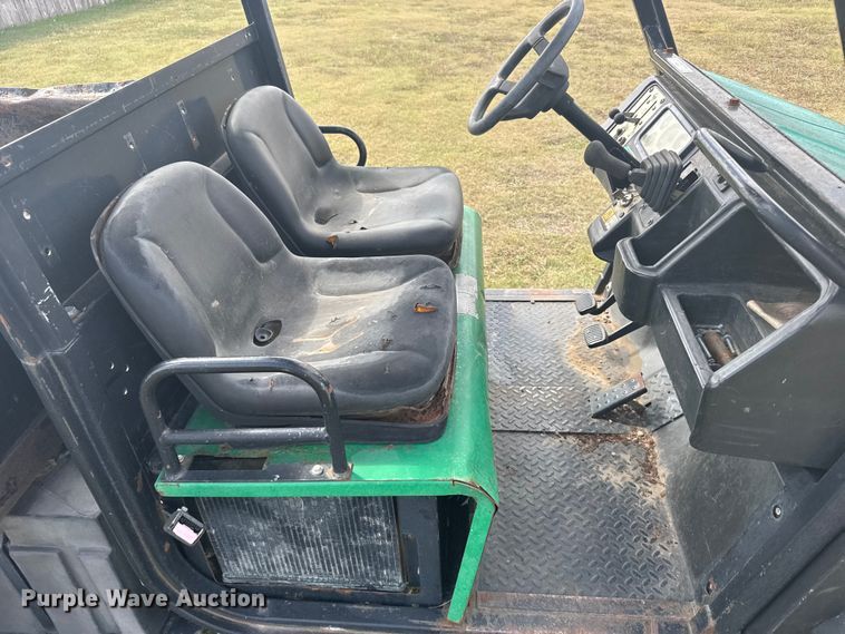 image for item ER2450 2002 Cushman Turf-Truckster utility vehicle