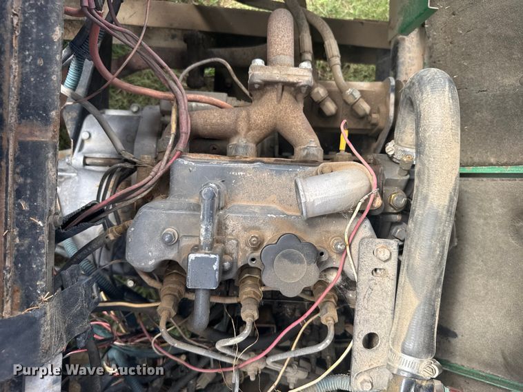 image for item ER2450 2002 Cushman Turf-Truckster utility vehicle