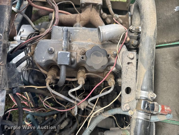 image for item ER2450 2002 Cushman Turf-Truckster utility vehicle