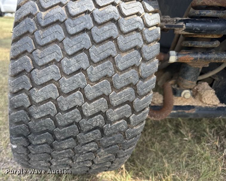 image for item ER2450 2002 Cushman Turf-Truckster utility vehicle