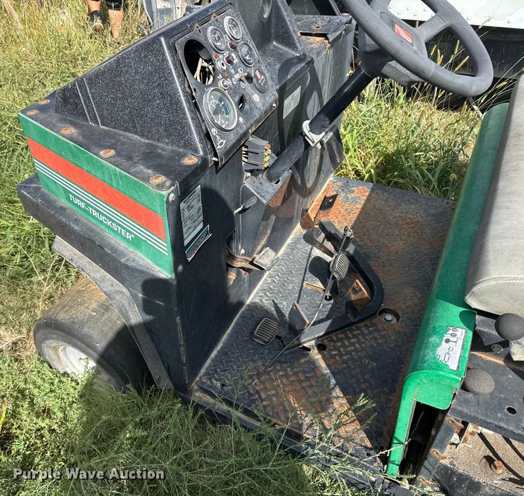 image for item ER2452 1997 Cushman Truckster utility vehicle