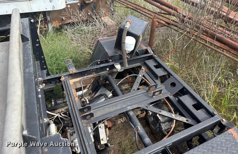 image for item ER2452 1997 Cushman Truckster utility vehicle