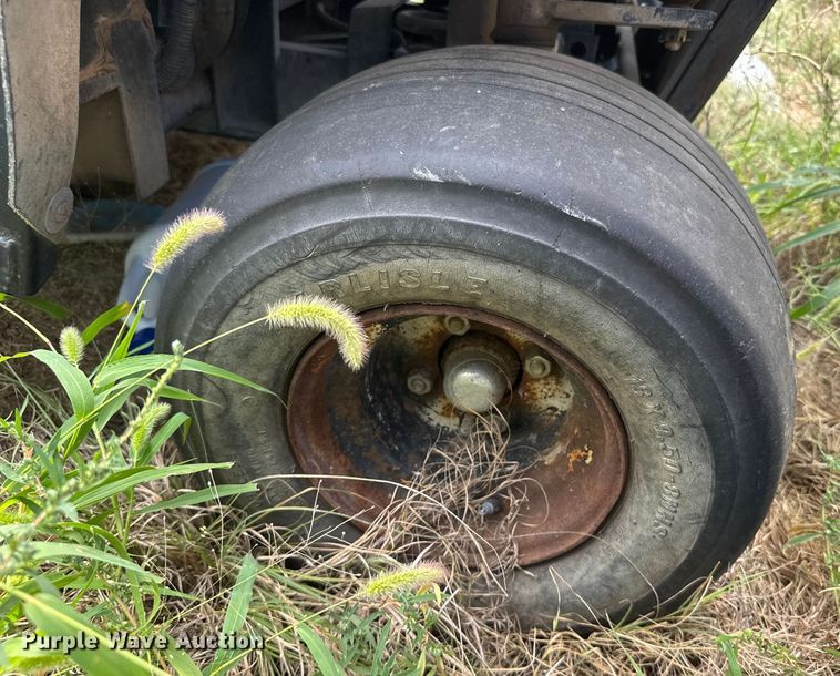 image for item ER2452 1997 Cushman Truckster utility vehicle