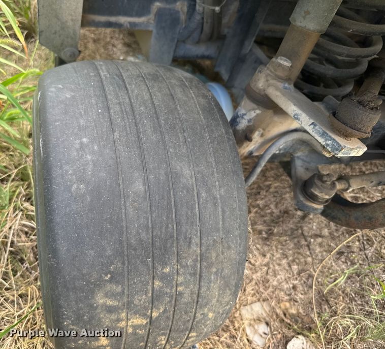 image for item ER2452 1997 Cushman Truckster utility vehicle