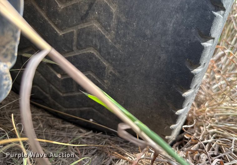 image for item ER2452 1997 Cushman Truckster utility vehicle