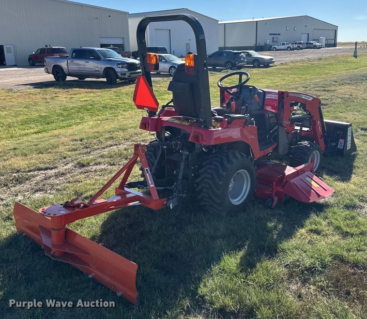 image for item ER2468 2023 Massey Ferguson GC 1723 E MFWD tractor