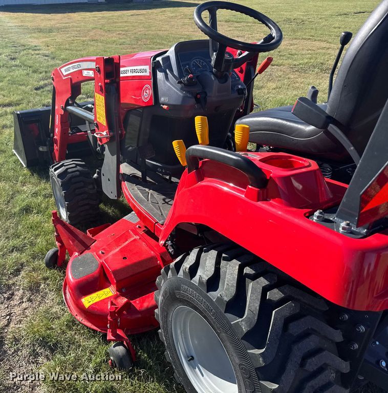 image for item ER2468 2023 Massey Ferguson GC 1723 E MFWD tractor