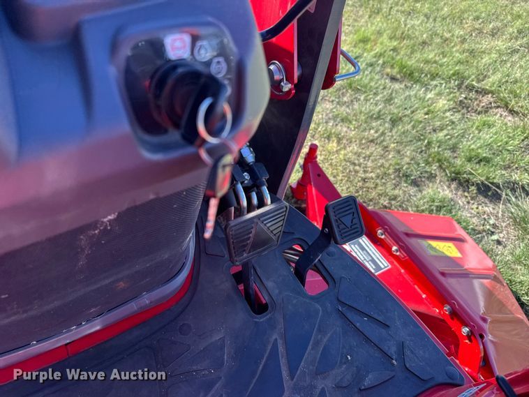 image for item ER2468 2023 Massey Ferguson GC 1723 E MFWD tractor