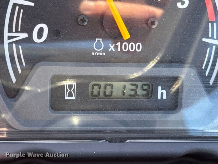 image for item ER2468 2023 Massey Ferguson GC 1723 E MFWD tractor