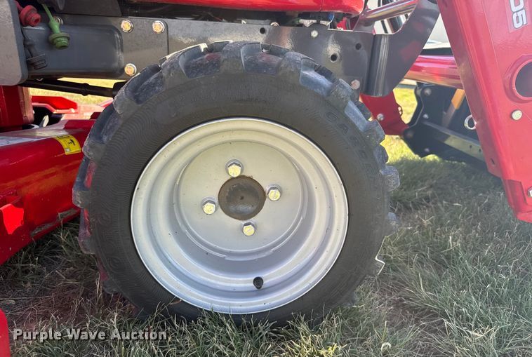 image for item ER2468 2023 Massey Ferguson GC 1723 E MFWD tractor