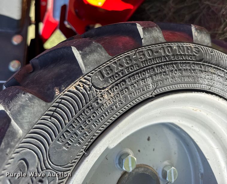 image for item ER2468 2023 Massey Ferguson GC 1723 E MFWD tractor