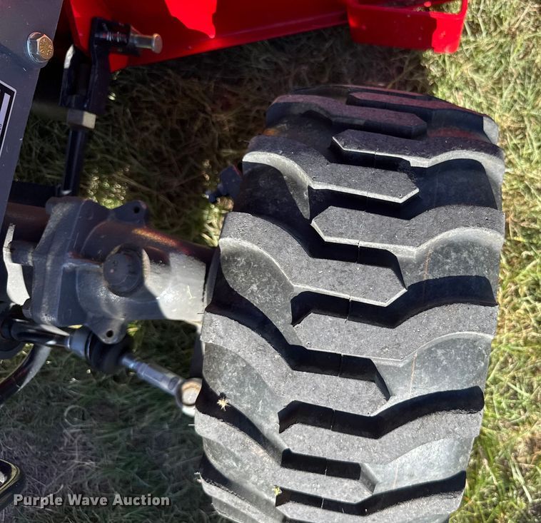 image for item ER2468 2023 Massey Ferguson GC 1723 E MFWD tractor