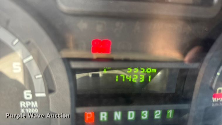 image for item ER2469 2013 Ford E450 shuttle bus