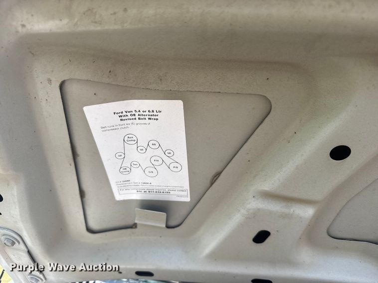 image for item ER2469 2013 Ford E450 shuttle bus