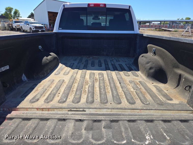 image for item ER5061 2014 RAM 2500 Crew Cab pickup truck