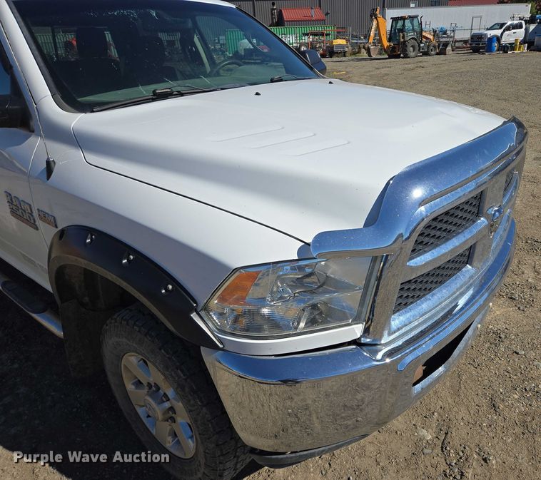 image for item ER5061 2014 RAM 2500 Crew Cab pickup truck
