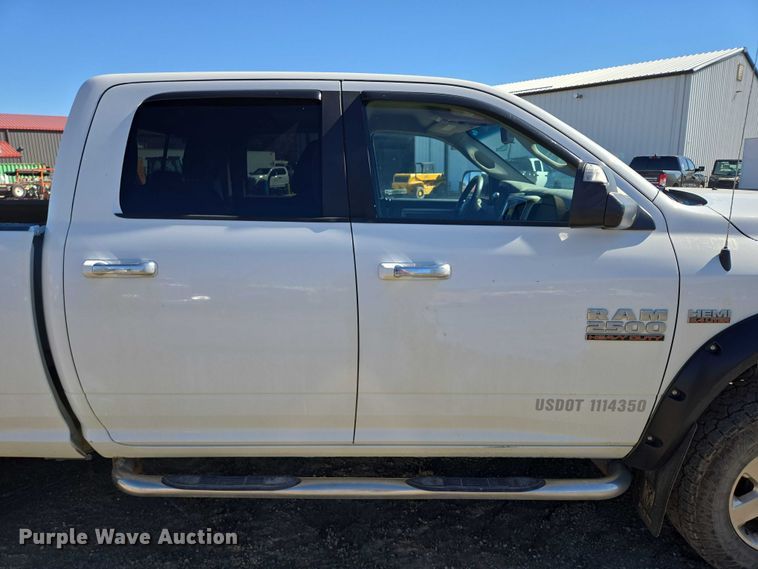 image for item ER5061 2014 RAM 2500 Crew Cab pickup truck