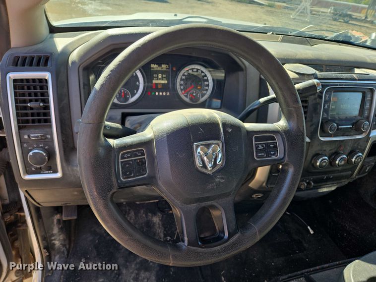 image for item ER5061 2014 RAM 2500 Crew Cab pickup truck