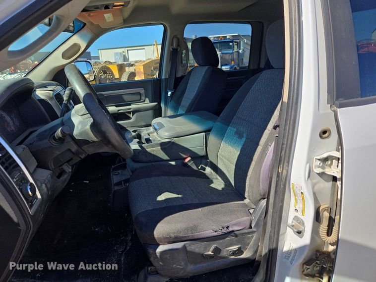 image for item ER5061 2014 RAM 2500 Crew Cab pickup truck