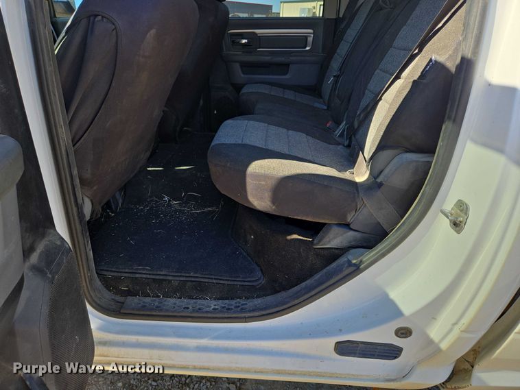 image for item ER5061 2014 RAM 2500 Crew Cab pickup truck