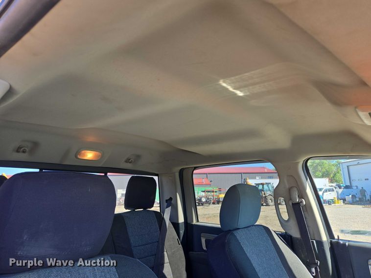 image for item ER5061 2014 RAM 2500 Crew Cab pickup truck