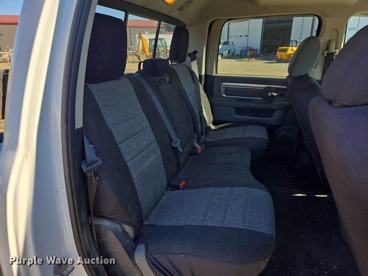 image for item ER5061 2014 RAM 2500 Crew Cab pickup truck