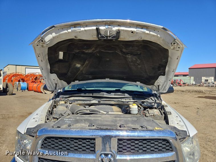 image for item ER5061 2014 RAM 2500 Crew Cab pickup truck