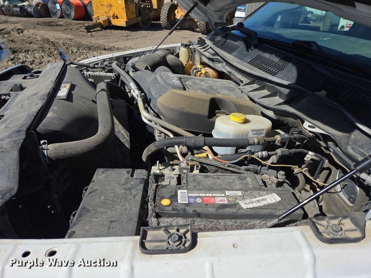 image for item ER5061 2014 RAM 2500 Crew Cab pickup truck