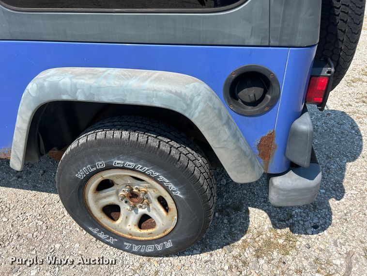 image for item ET3038 1998 Jeep Wrangler Sport SUV