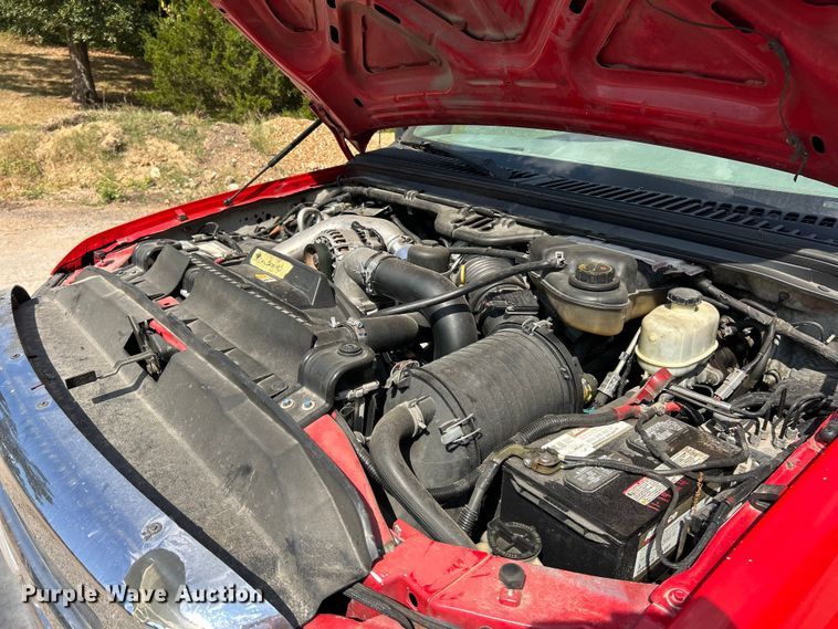 image for item ET3189 2006 Ford F450 XL Super Duty  truck cab and chassis