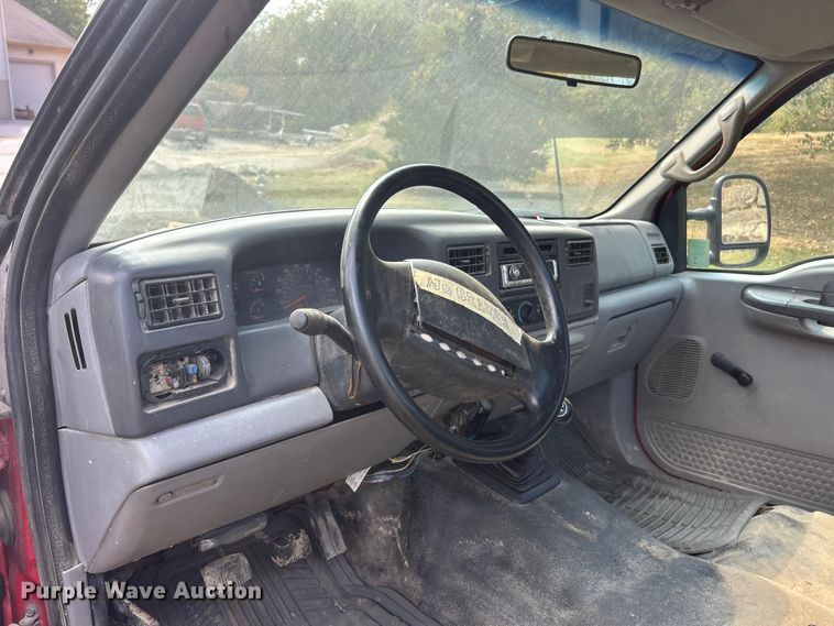 image for item ET3190 2000 Ford F450 Super Duty XL truck cab and chassis