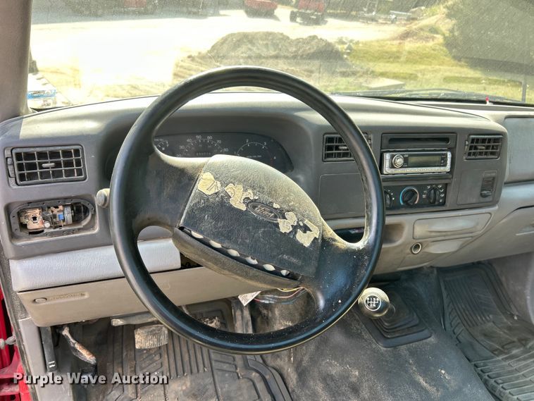 image for item ET3190 2000 Ford F450 Super Duty XL truck cab and chassis