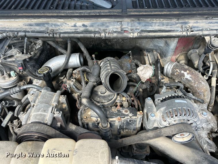 image for item ET3190 2000 Ford F450 Super Duty XL truck cab and chassis