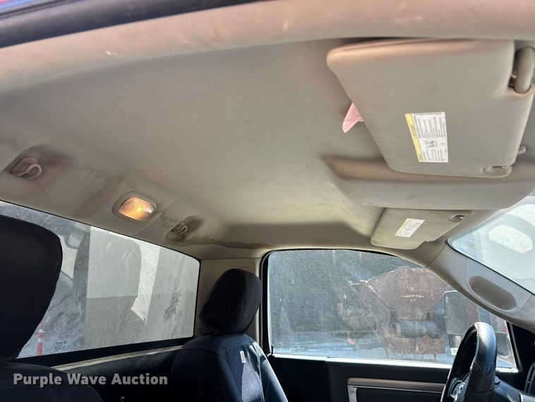 image for item ET3191 2015 RAM 3500HD truck cab and chassis