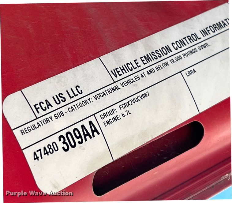 image for item ET3191 2015 RAM 3500HD truck cab and chassis