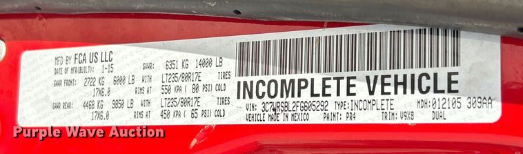 image for item ET3191 2015 RAM 3500HD truck cab and chassis