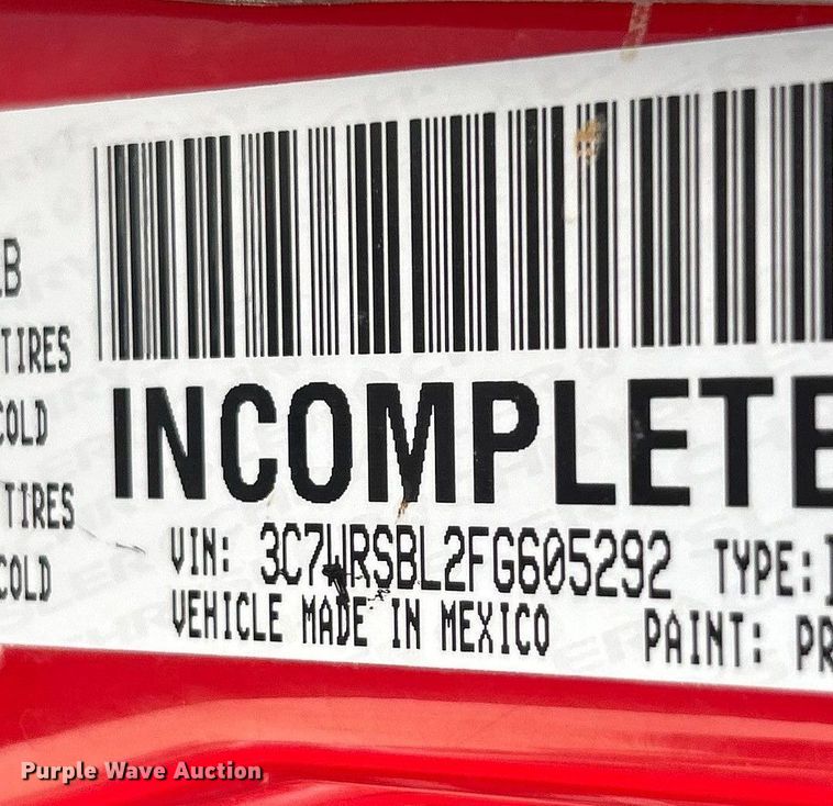 image for item ET3191 2015 RAM 3500HD truck cab and chassis