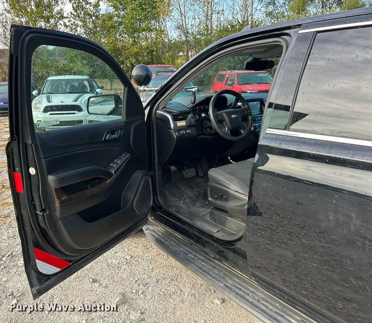 image for item ET3193 2019 Chevrolet Tahoe Police SUV