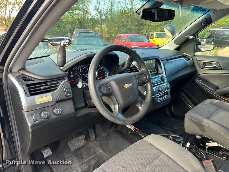 image for item ET3193 2019 Chevrolet Tahoe Police SUV