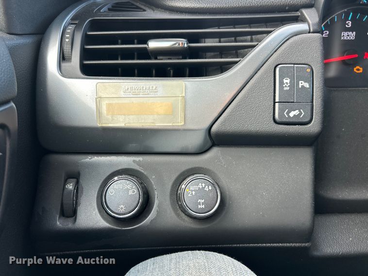 image for item ET3193 2019 Chevrolet Tahoe Police SUV