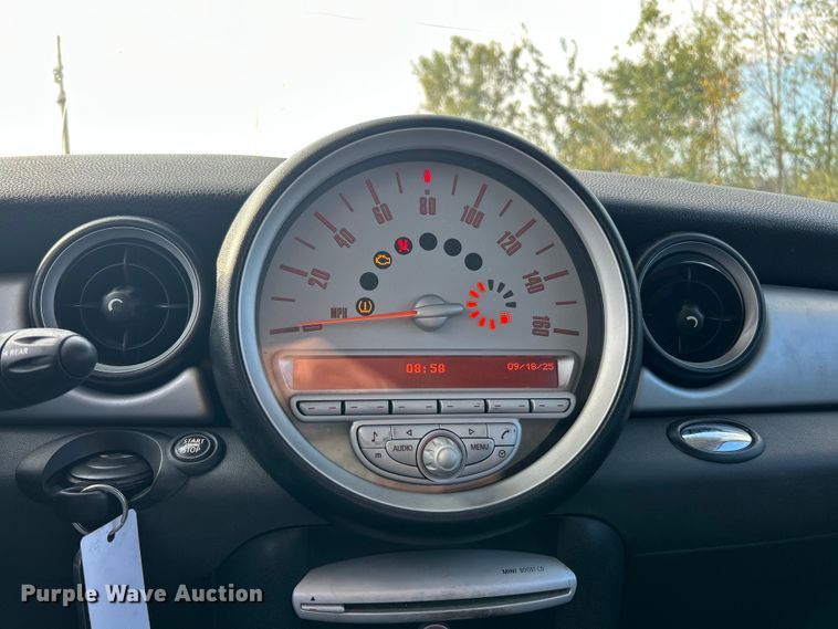 image for item ET3194 2010 Mini Cooper 