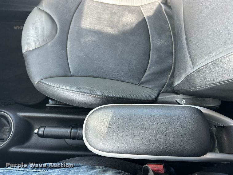 image for item ET3194 2010 Mini Cooper 