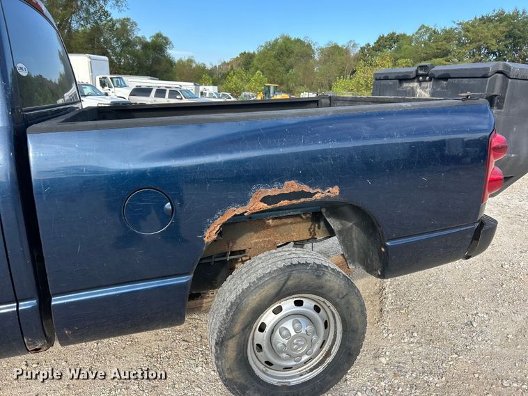 image for item ET3195 2008 Dodge Ram 2500HD Quad Cab pickup truck