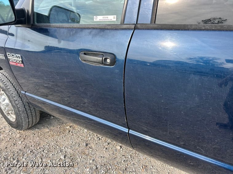 image for item ET3195 2008 Dodge Ram 2500HD Quad Cab pickup truck