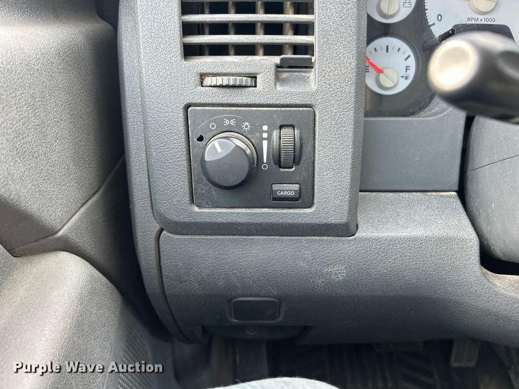 image for item ET3195 2008 Dodge Ram 2500HD Quad Cab pickup truck