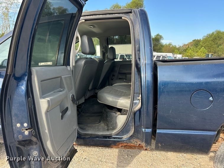 image for item ET3195 2008 Dodge Ram 2500HD Quad Cab pickup truck